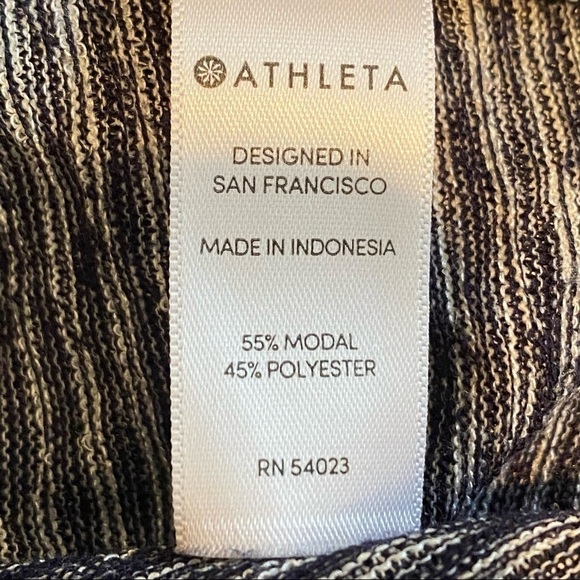 Athleta Striped Breezy Long Sleeve Top Size Small Open Back Cutout Pullover Gray - Picture 7 of 9